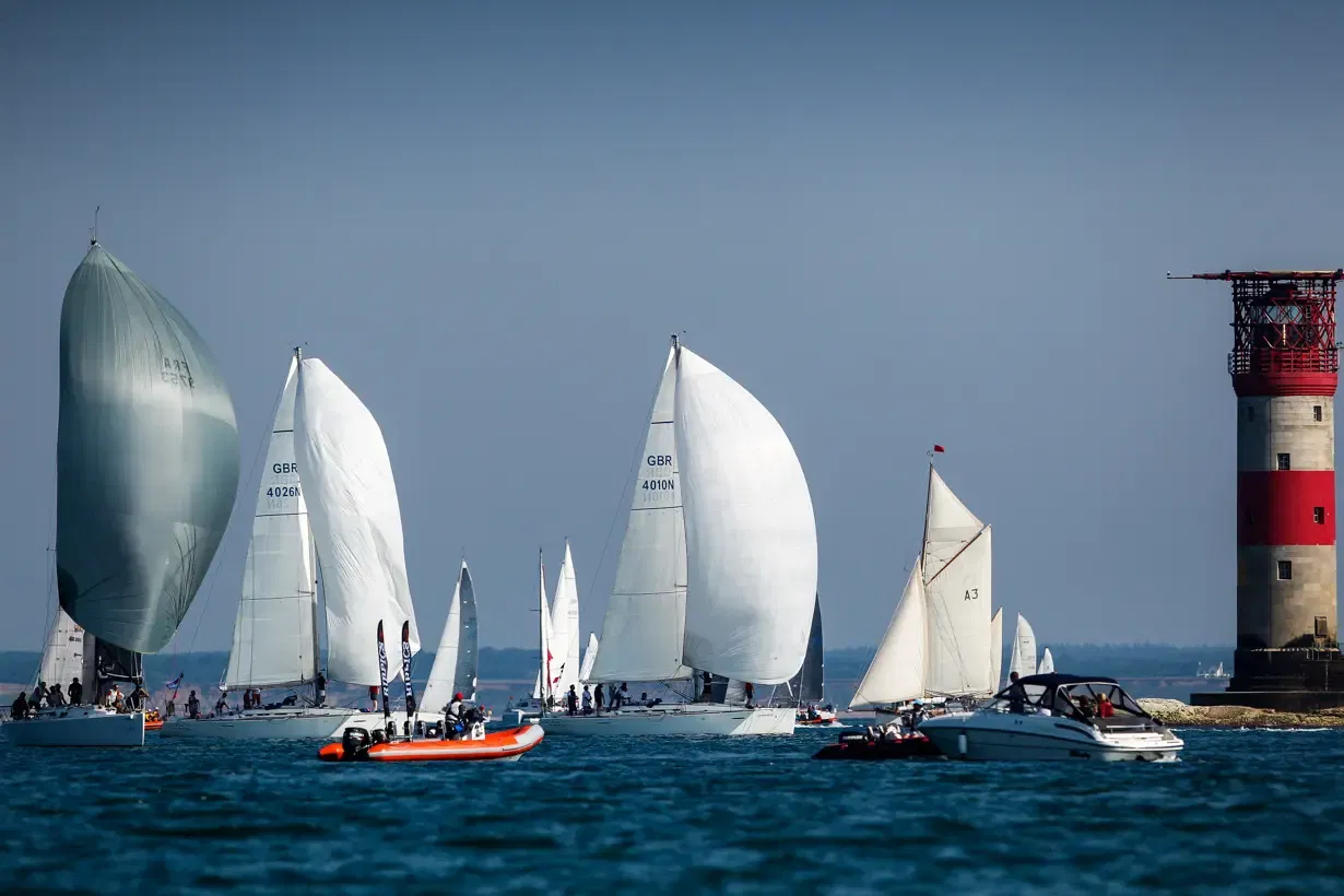 The Needles. GBR 4010N, GBR 4026N