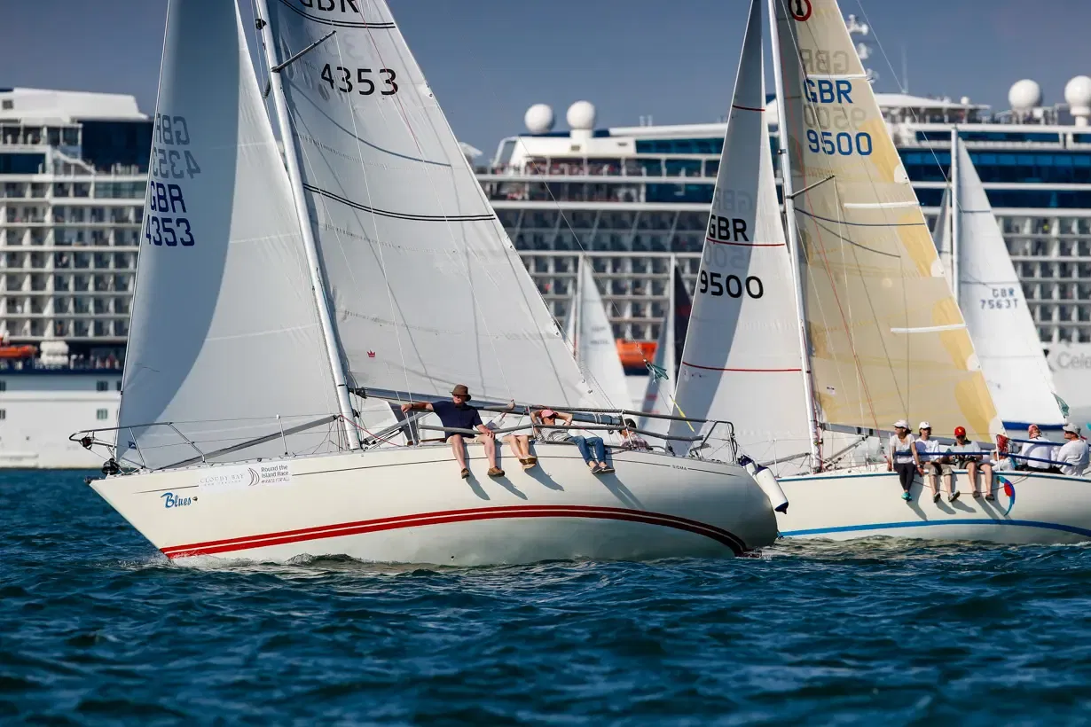 2018 Individual Yachts, Blues, GBR 4353