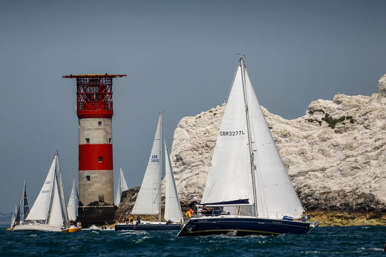 The Needles 2019. Wave Whisperer, GBR 3277L