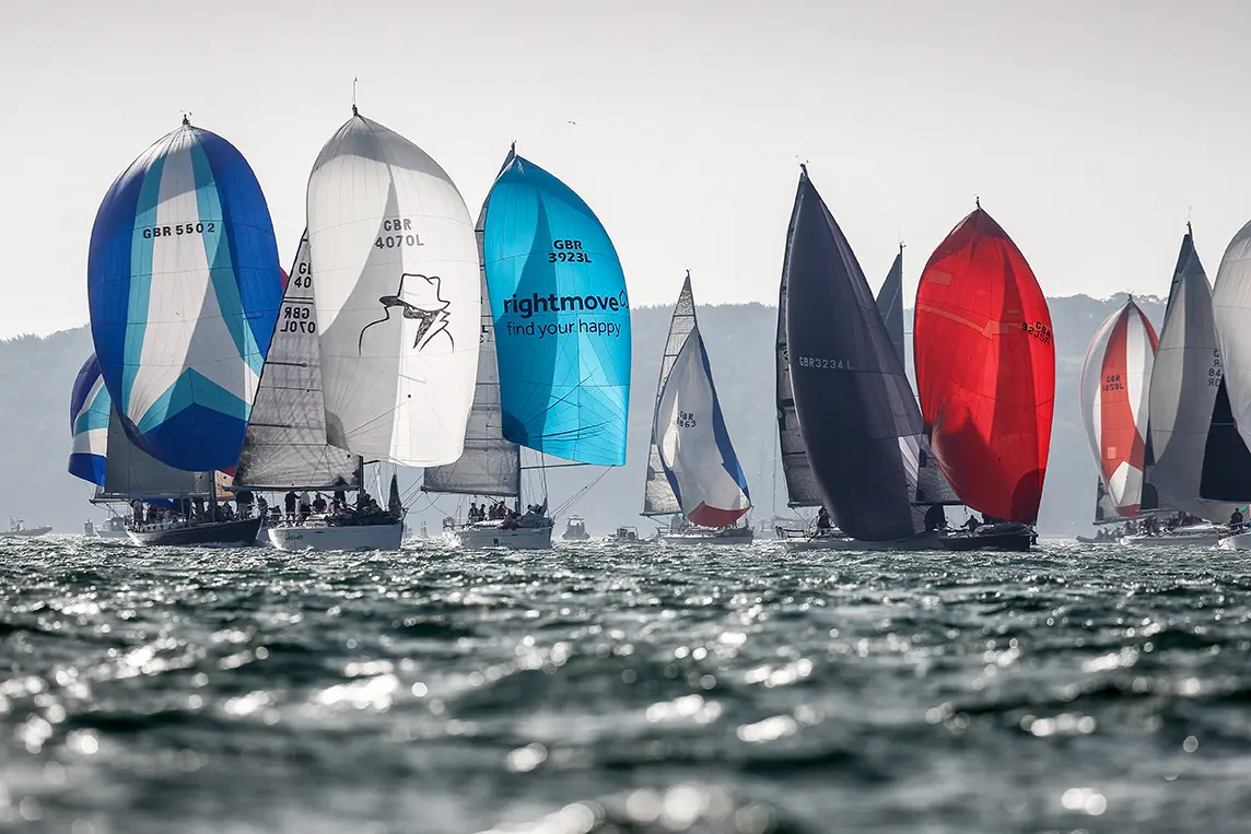 2019 Race start. La Reponse, R and W, Musketeer, GBR 5502, GBR 4070L, GBR 3923L