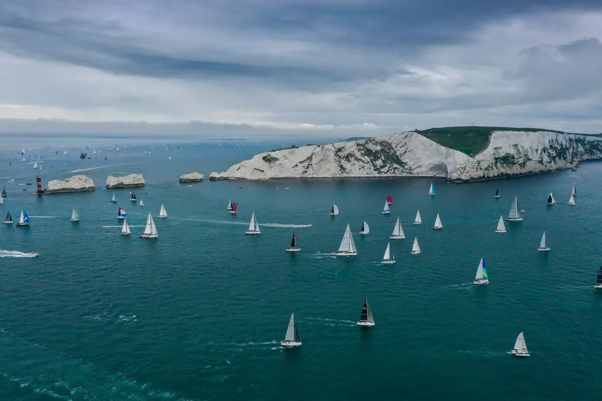 2021 The Needles, Fleet rounding the Needles