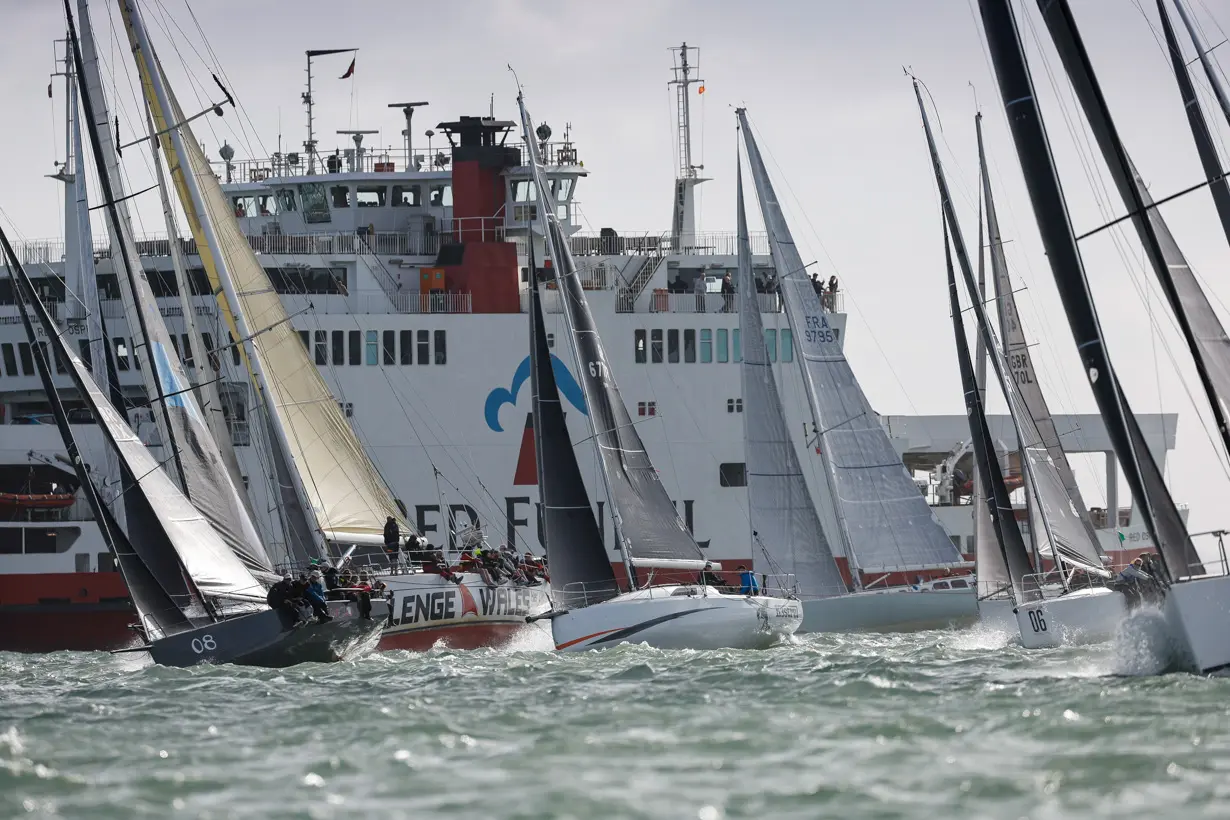 2022 race start, FRA 9795, Challenge Wales