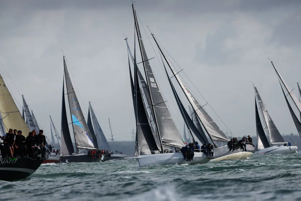 2022 race start, Harlequin, Cape 31, GBR 3113X