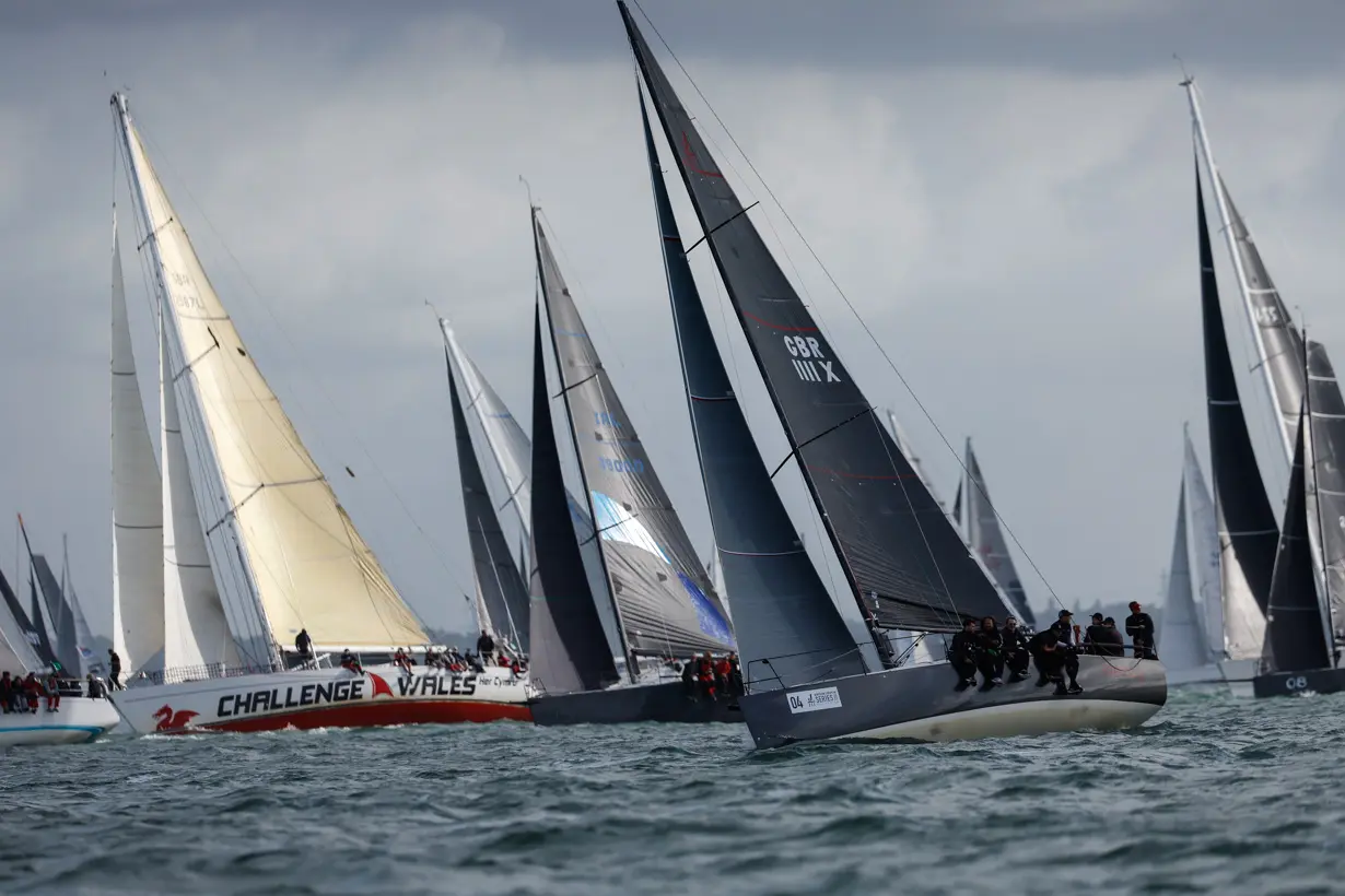 2022 race start, Jitterbug, J111, GBR 1111X, Challenge Wales