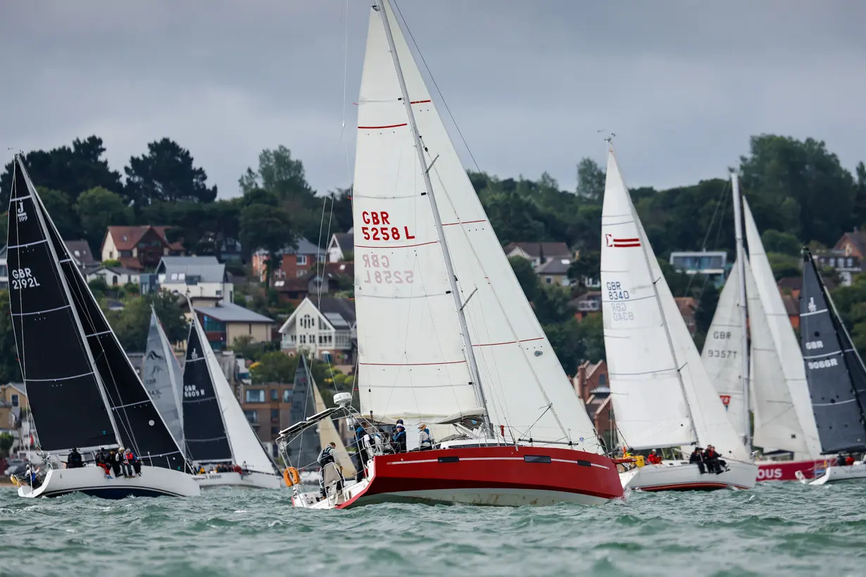 2023 race start, Yapluka, GBR 5258