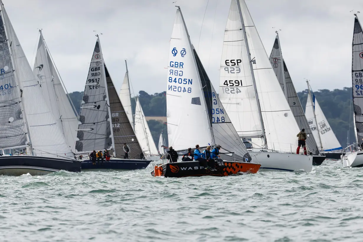 2023 race start, Wasp, GBR 8405