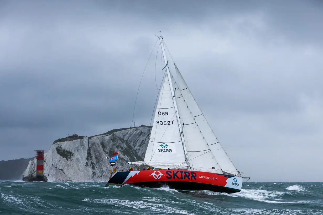 The Needles. Skirr 2, Clipper, GBR 9352T