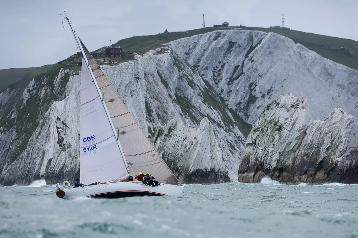 The Needles. Firebrand, GBR 612R