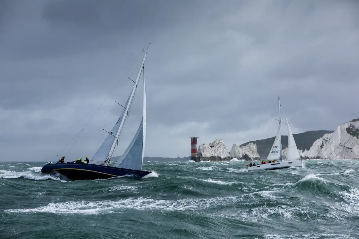 The Needles. Crusade, GBR 3000