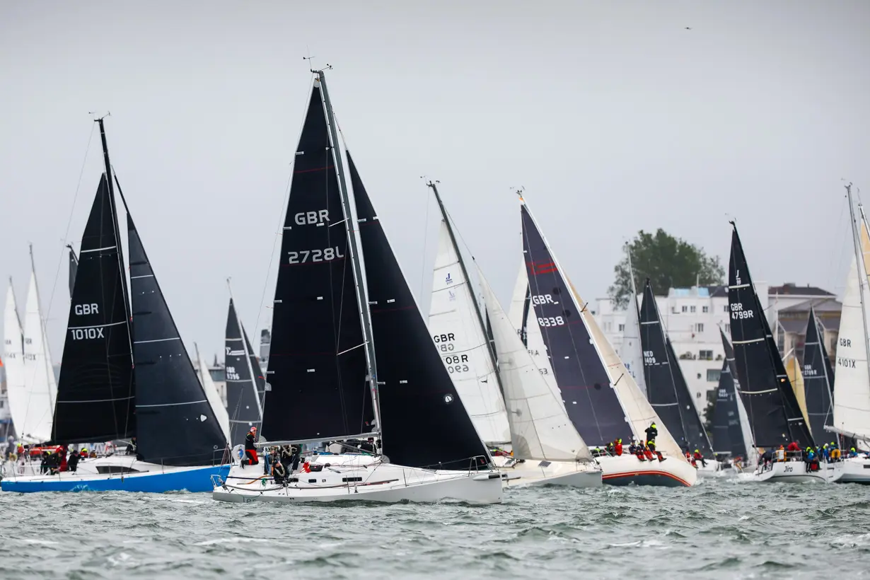 2024 race start, Jes, GBR 2728, J97