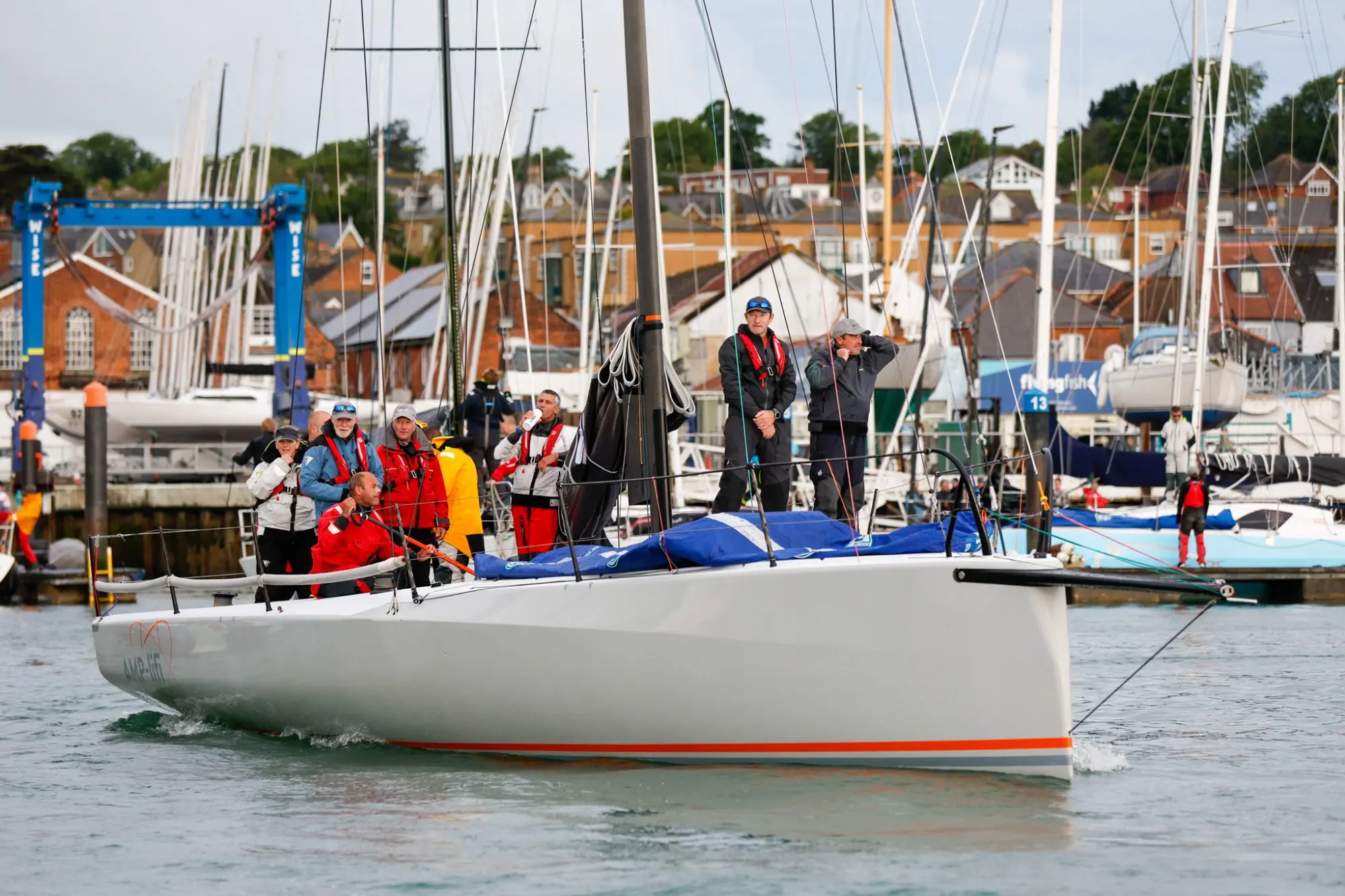 Round the Island Race 2025 – Race start