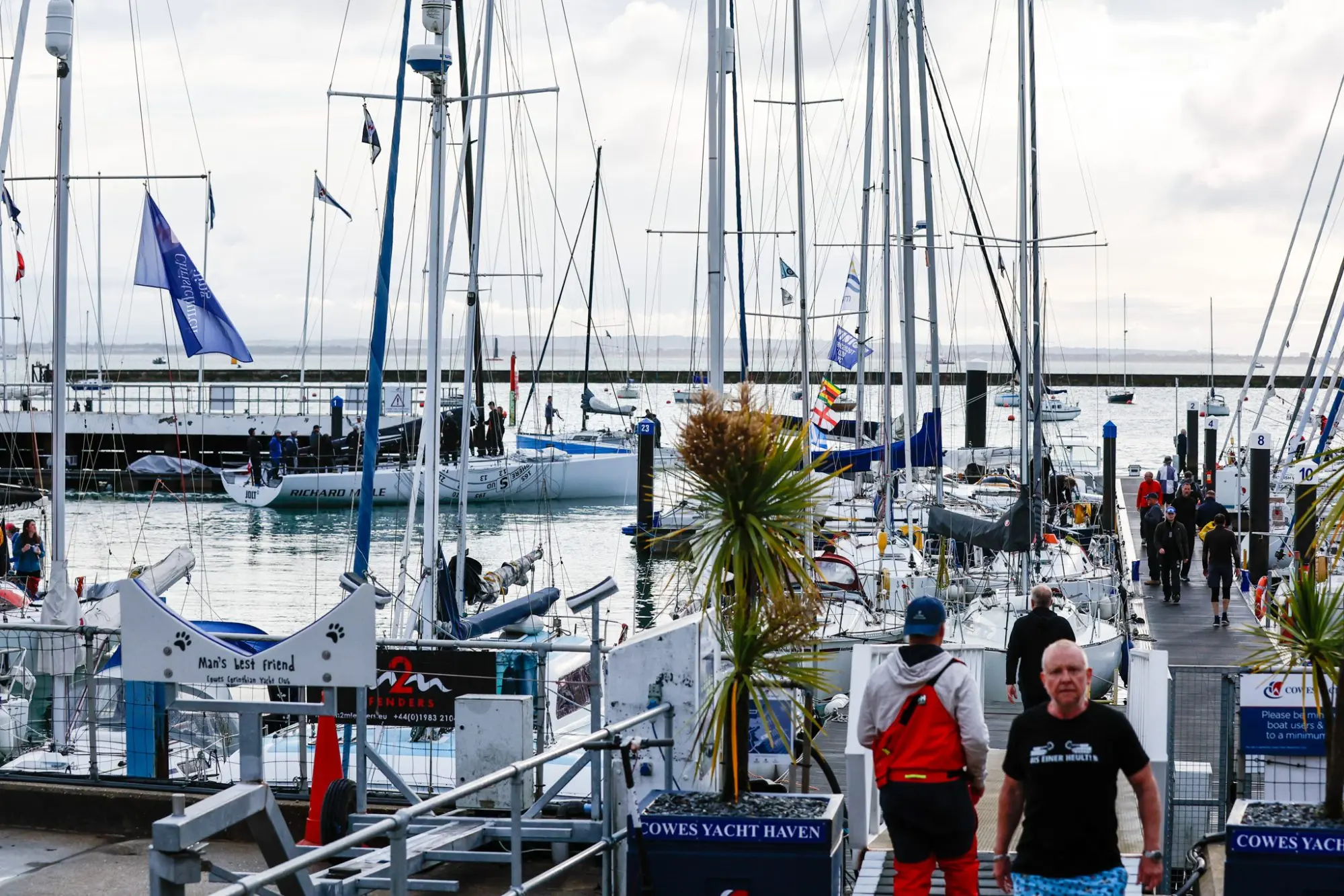 Round the Island Race 2025 – Race start
