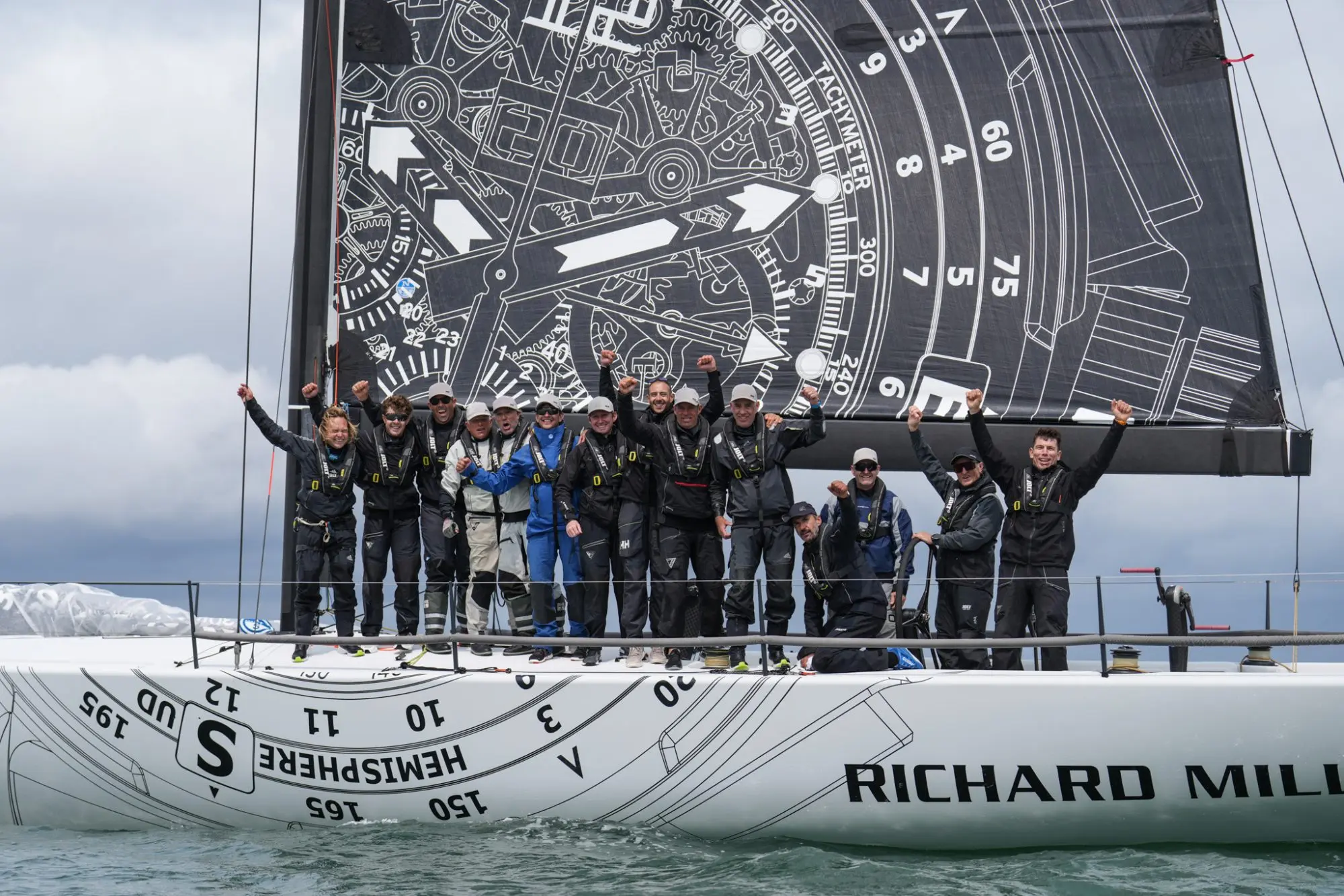 Round the Island Race 2025 – Race Finish