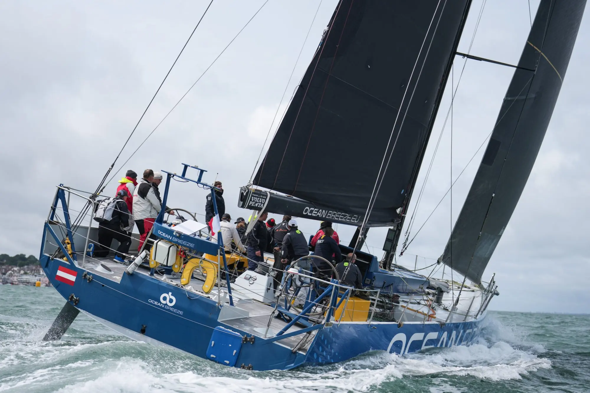 Round the Island Race 2025 – Race Finish
