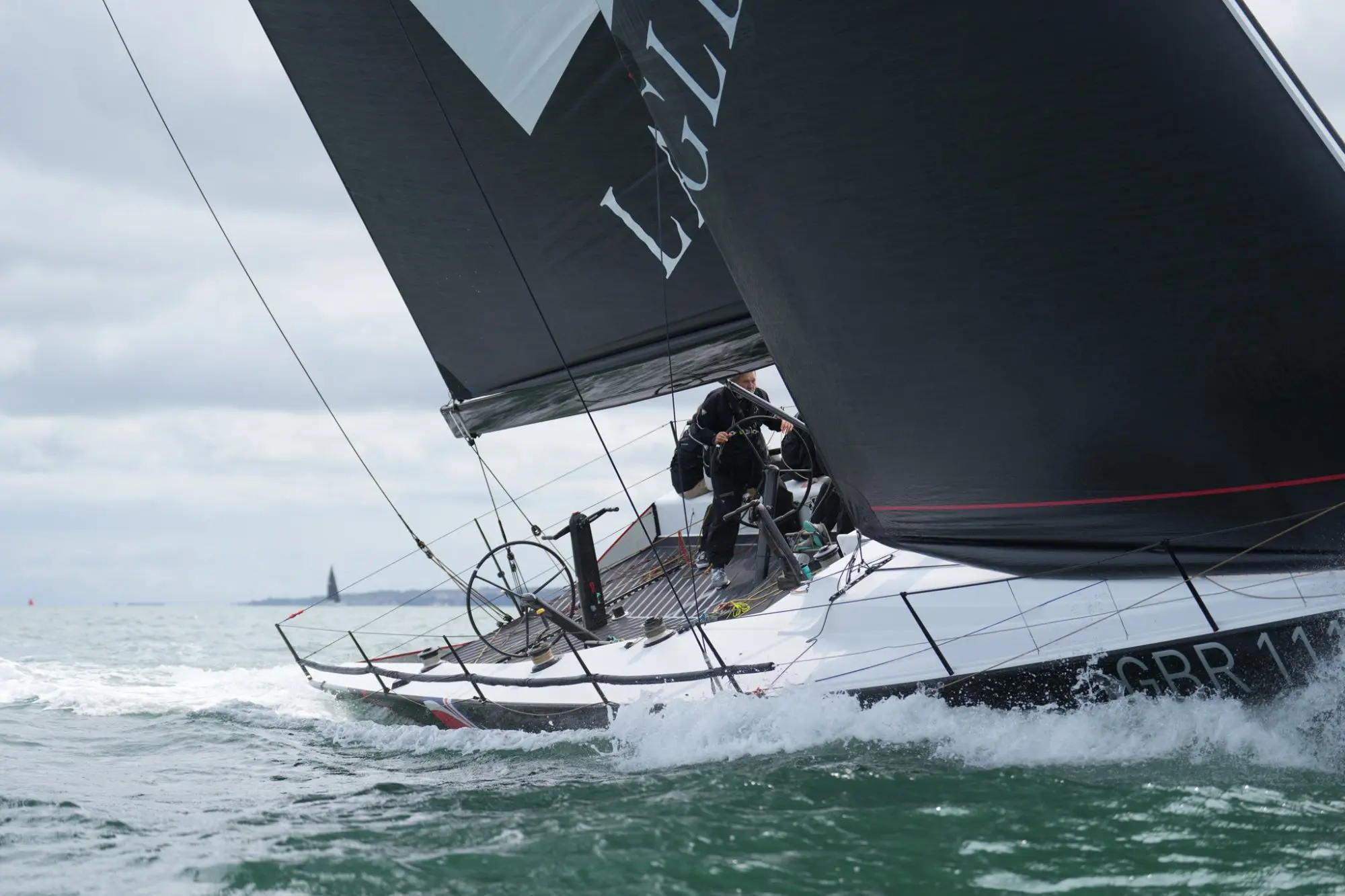 Round the Island Race 2025 – Race Finish