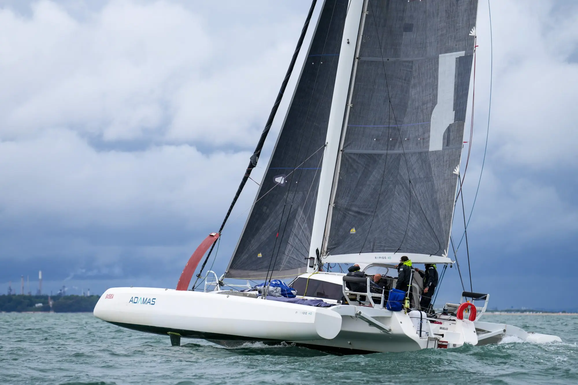 Round the Island Race 2025 – Race Finish