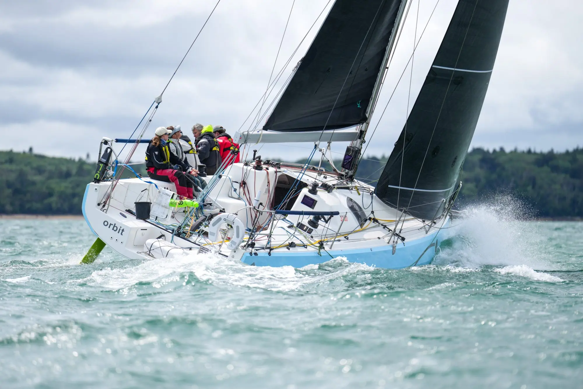 Round the Island Race 2025 – Race Finish