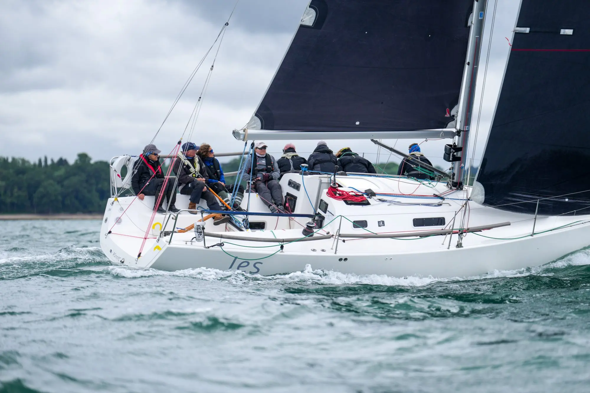 Round the Island Race 2025 – Race Finish