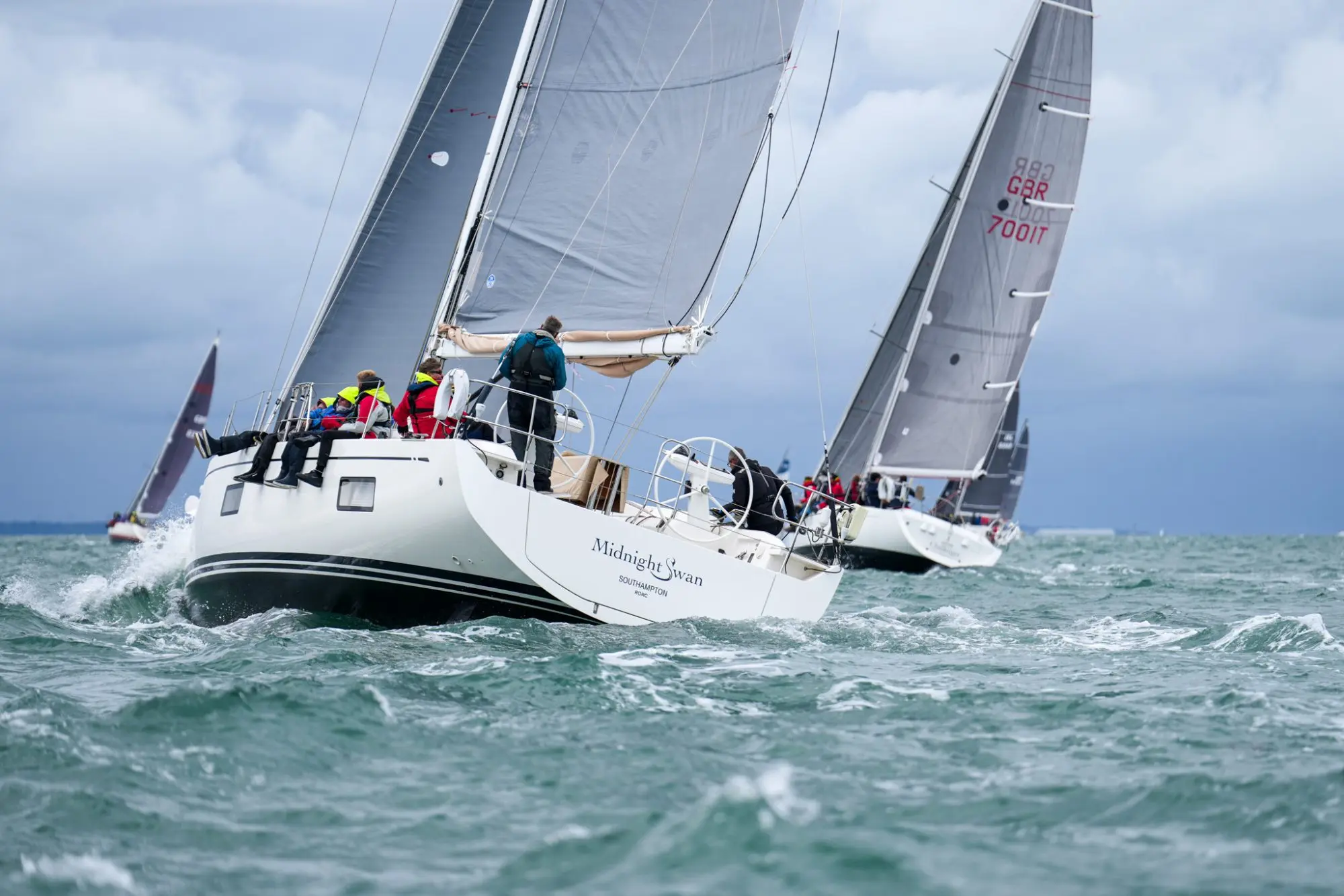 Round the Island Race 2025 – Race Finish