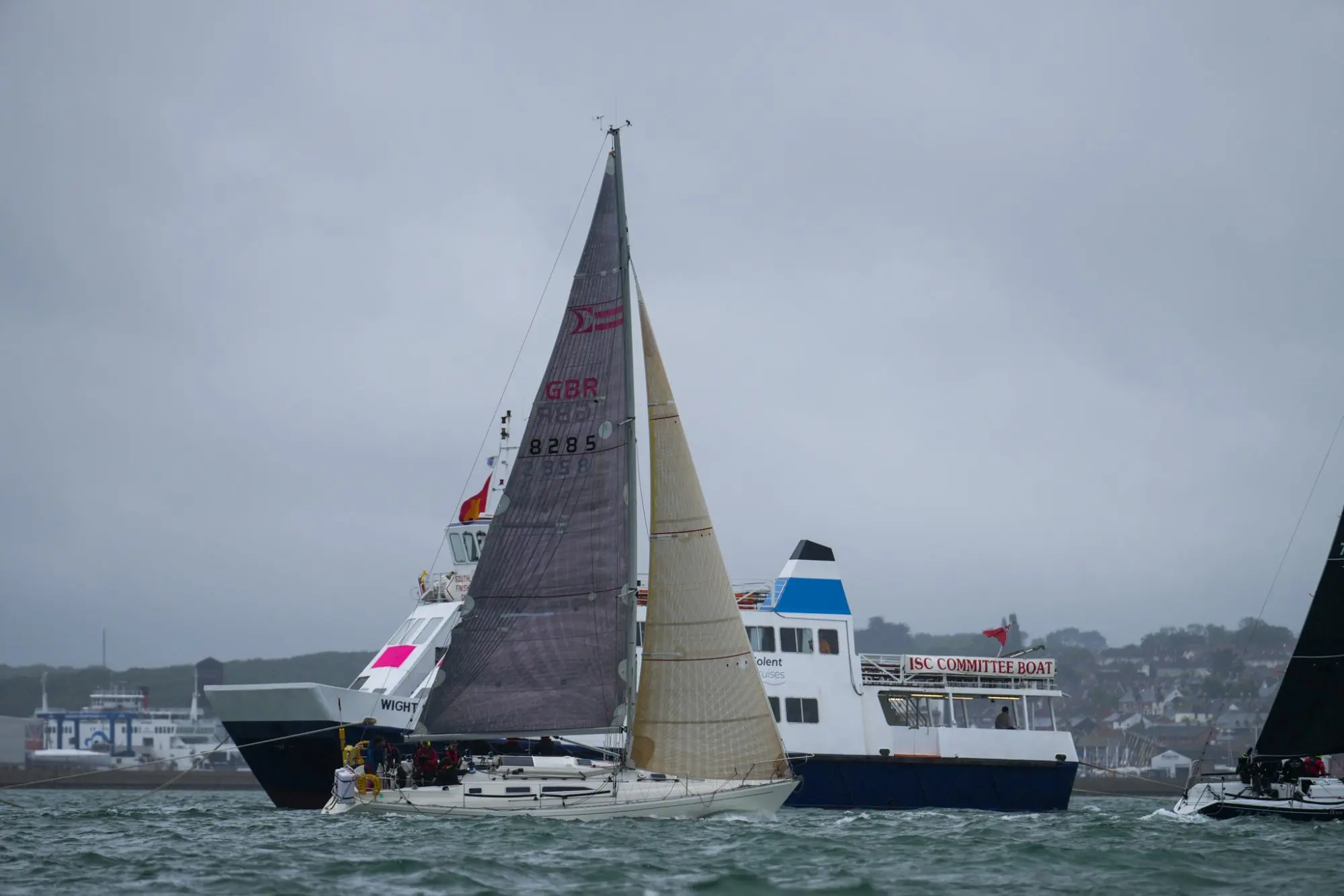 Round the Island Race 2025 – Race Finish