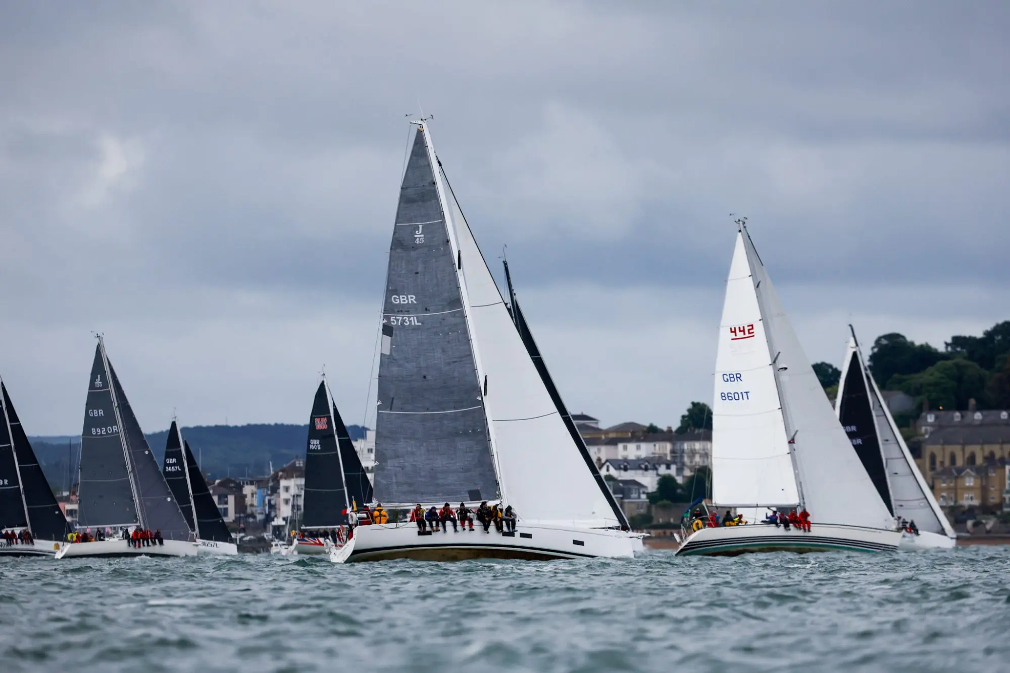 Round the Island Race 2025 – Race Start
