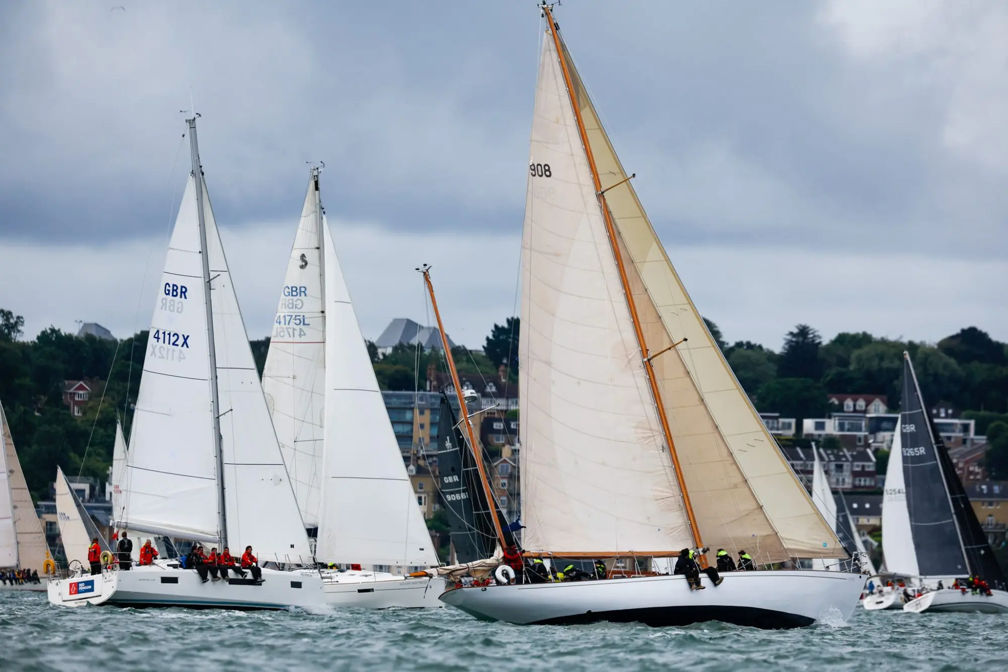 Round the Island Race 2025 – Race Start