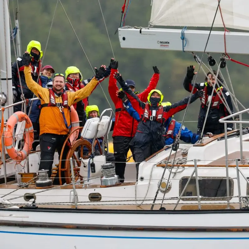 Round the Island Race 2025 – Race finish