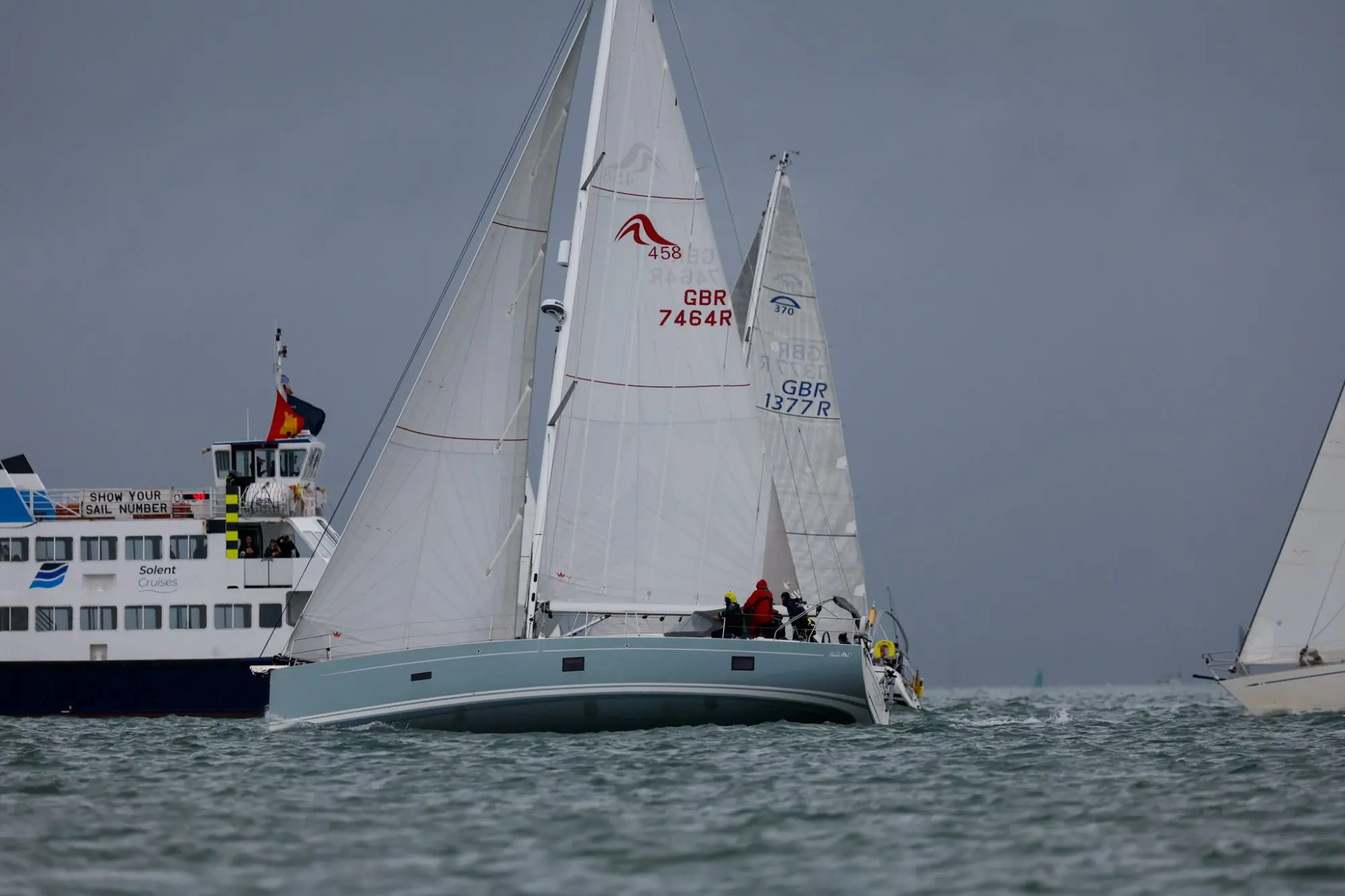 Round the Island Race 2025 – Race finish