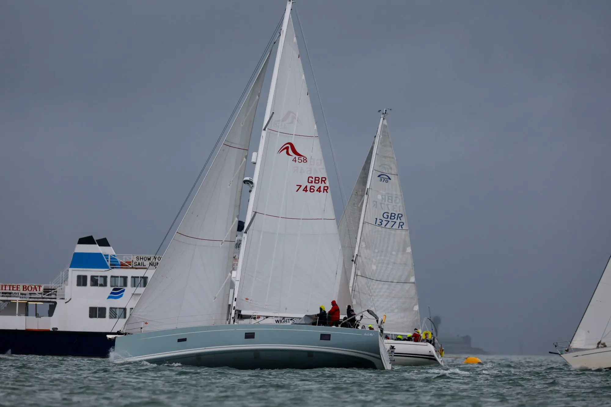 Round the Island Race 2025 – Race finish