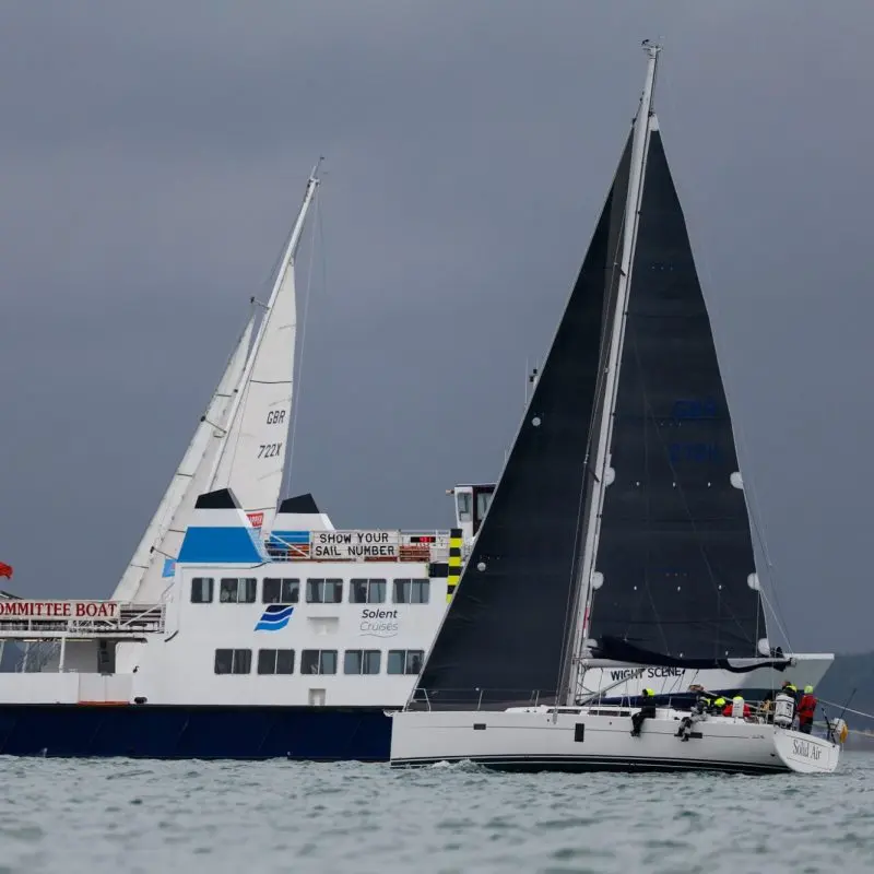 Round the Island Race 2025 – Race finish