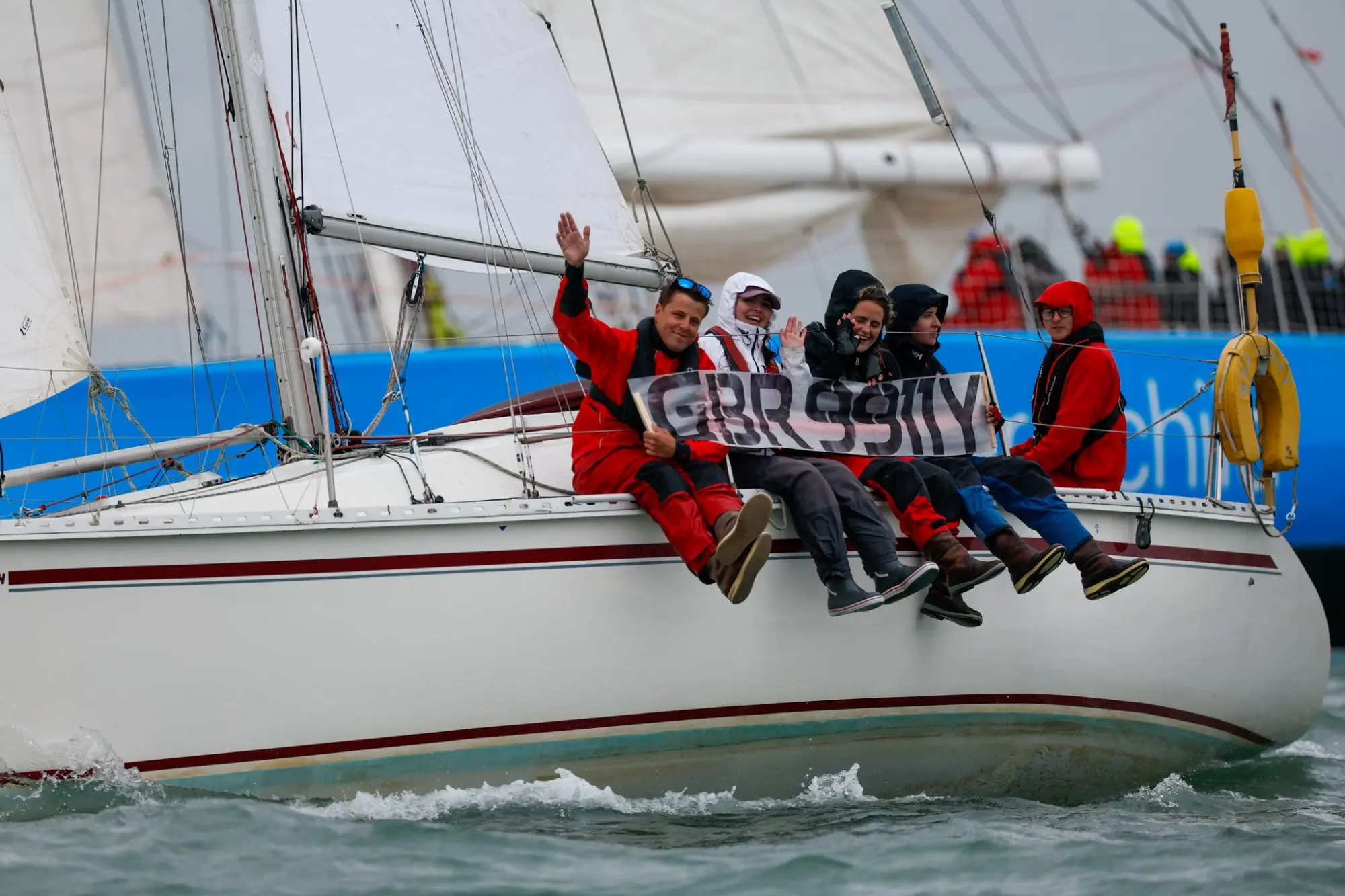 Round the Island Race 2025 – Race finish