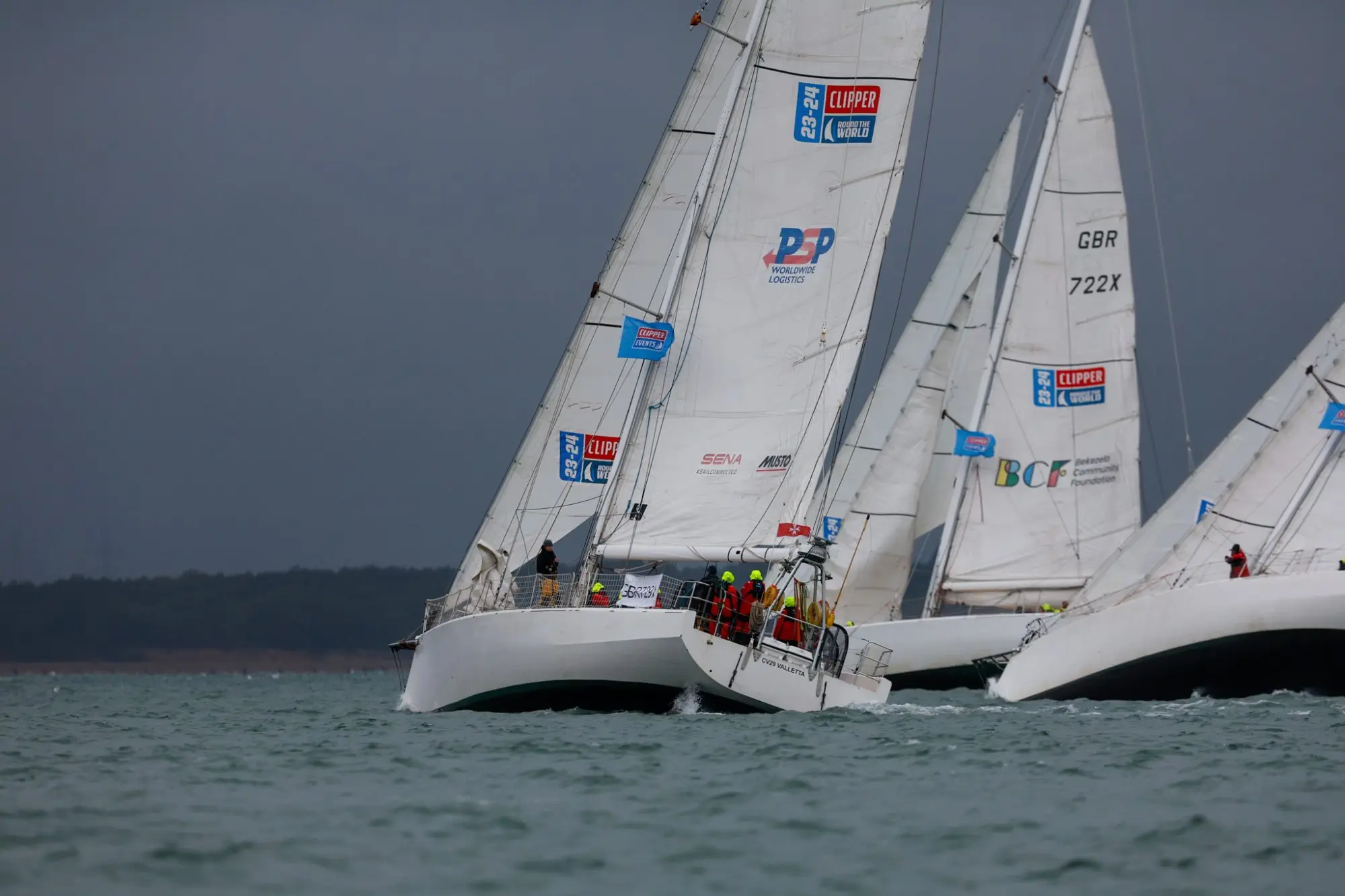 Round the Island Race 2025 – Race finish